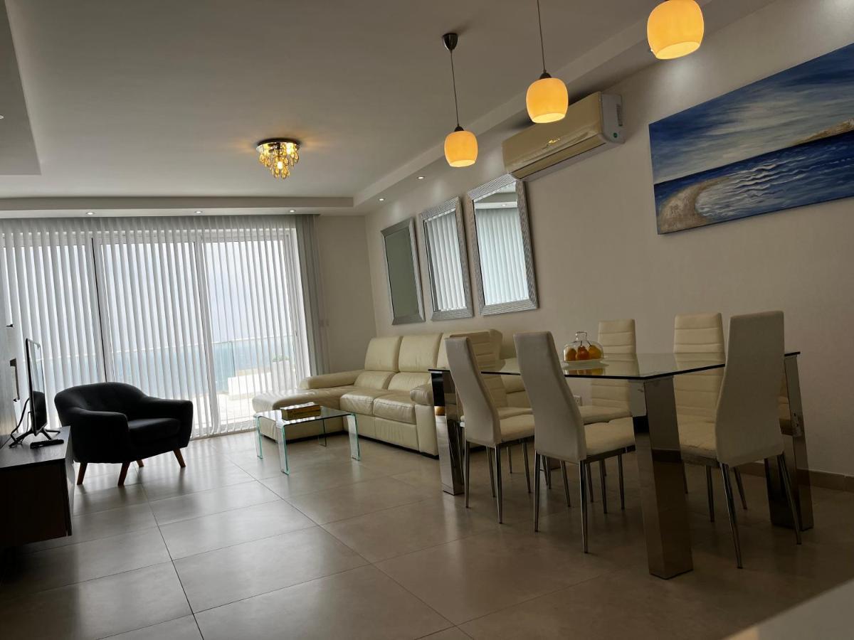 Stunning Penthouse, 2 Bedroom, Heart Of Sliema Exterior photo